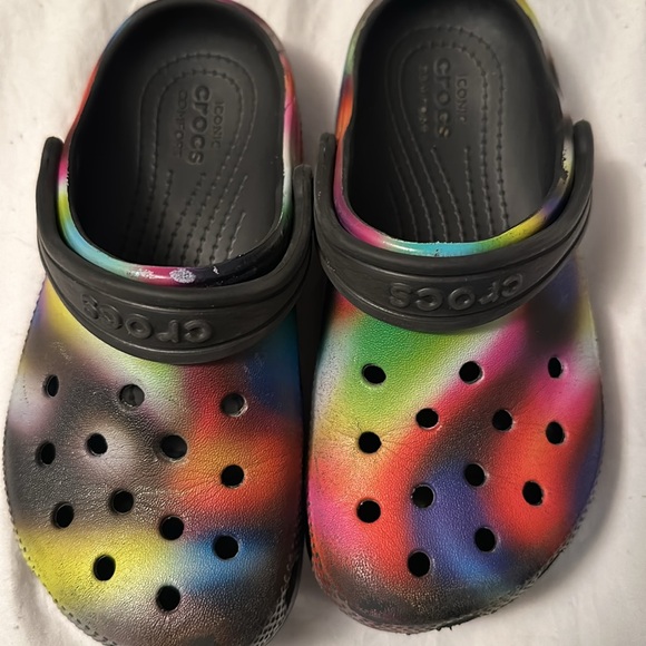 Rainbow crocs - Picture 2 of 6